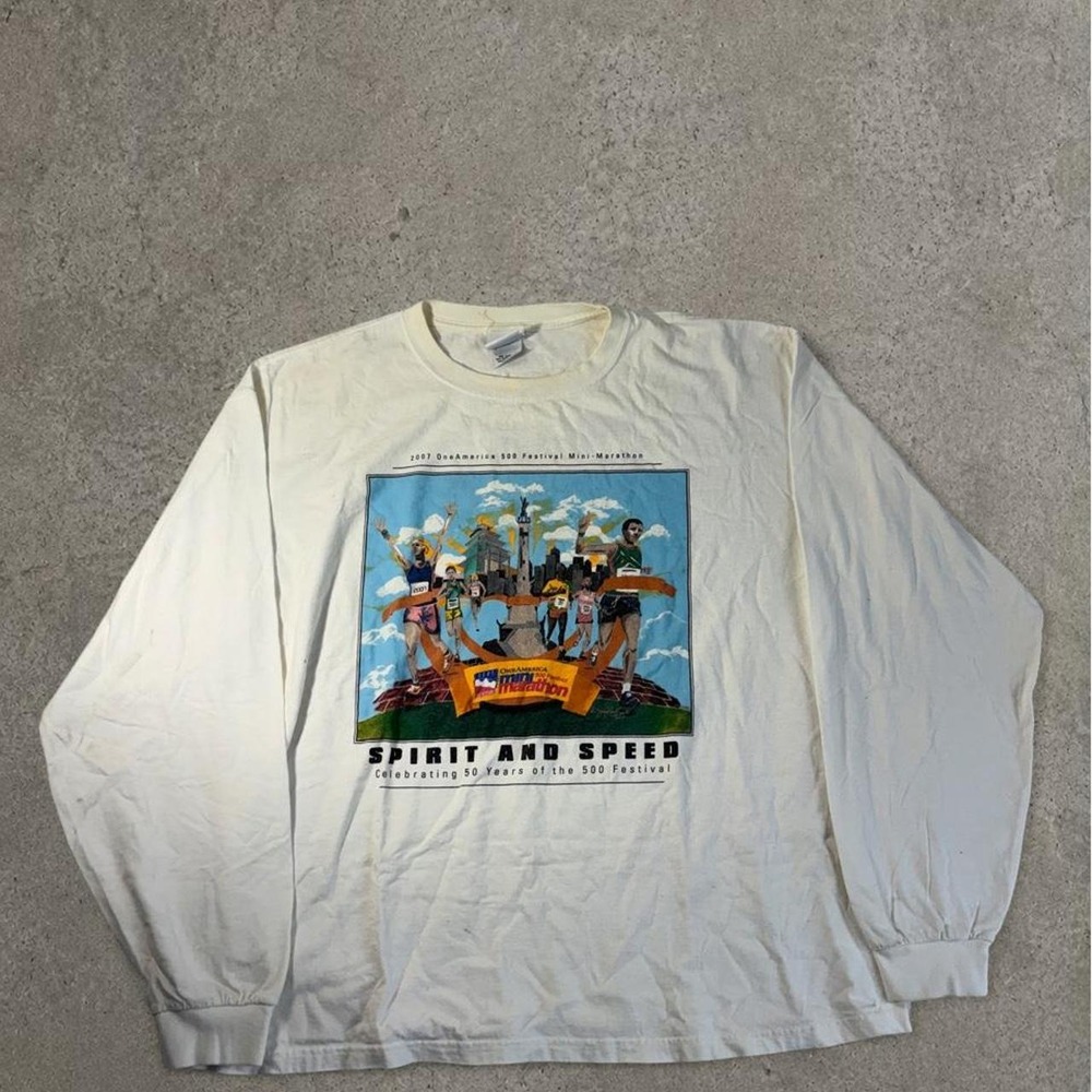 y2k Indianapolis 500 Spirit and Speed long sleeve graphic